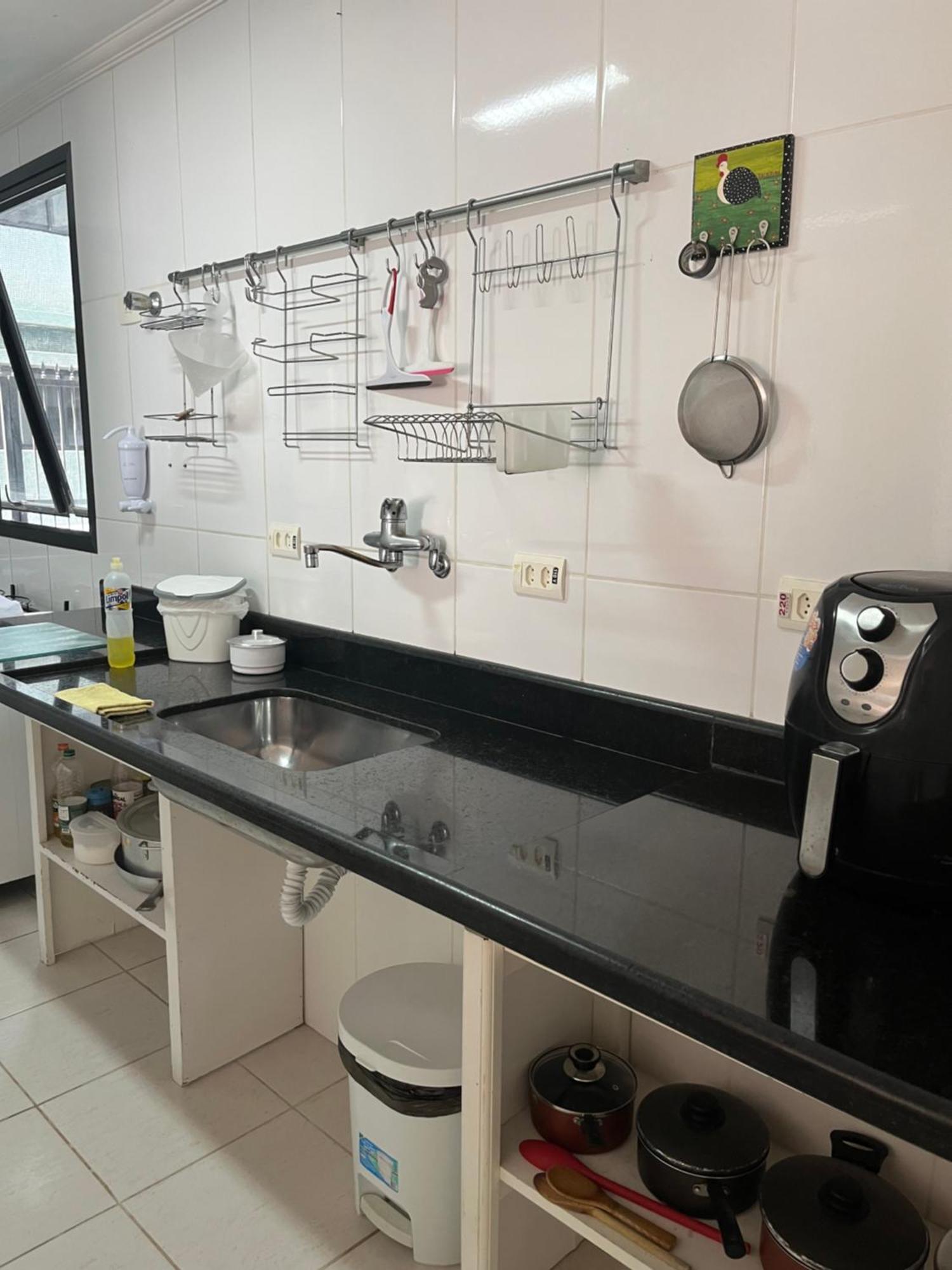 Apartamento Amplo A Menos De 400 Metros Da Praia Localizado Proximo A Praca Da Brunella, Area Nobre Do Guaruja. المظهر الخارجي الصورة